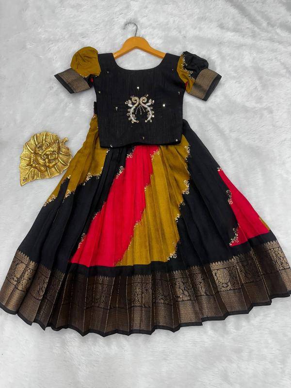 kids lehenga choli silk Kids wear manufacturers in Surat